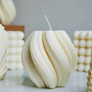 White‎ Handmade Aesthetic Spiral Twirl Soy Wax Scented Candles